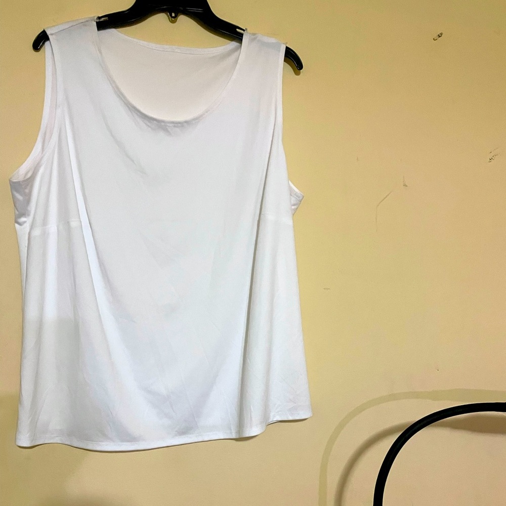 New White Sleeveless Top
